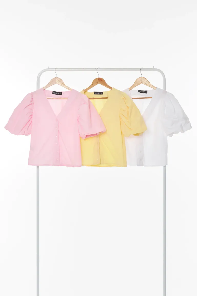 Blusa rosa con mangas voluminosas y cuello en V para mujer de Apricot en Blusas para argentina