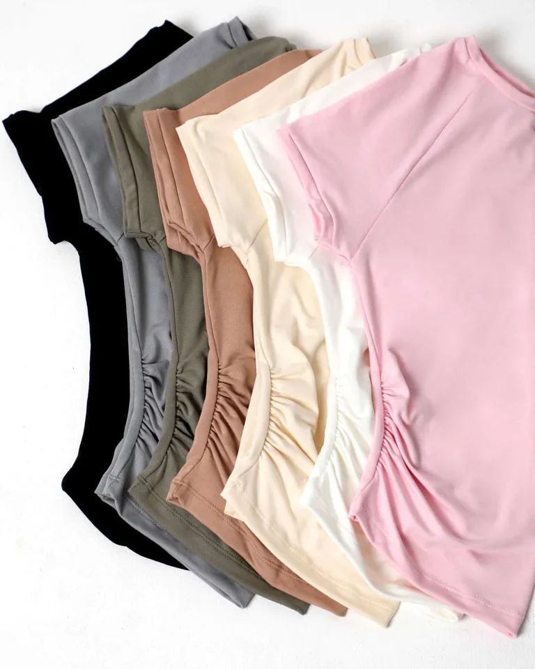 Remera de algodón y lycra con frunce lateral elástico para mujer de Hesed en Remeras para argentina