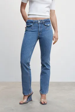 Jeans flare con bolsillos de Mango en Pantalones para argentina