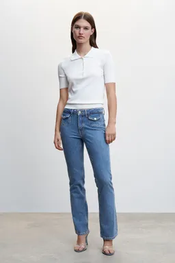 Jeans flare con bolsillos de Mango en Pantalones para argentina