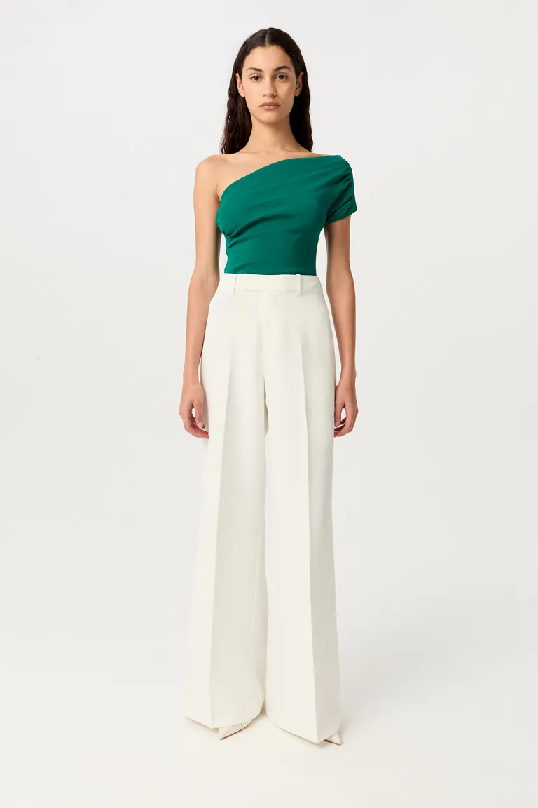 Top asimétrico de un hombro en diseño compacto y anatómico de Markova en Tops para argentina