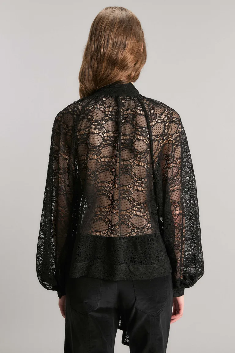 Blusa de encaje negra con mangas tipo globo y diseño relajado de Kosiuko en Blusas para argentina