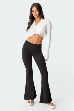 Leggings acampanados naomi de Edikted en Pantalones para argentina