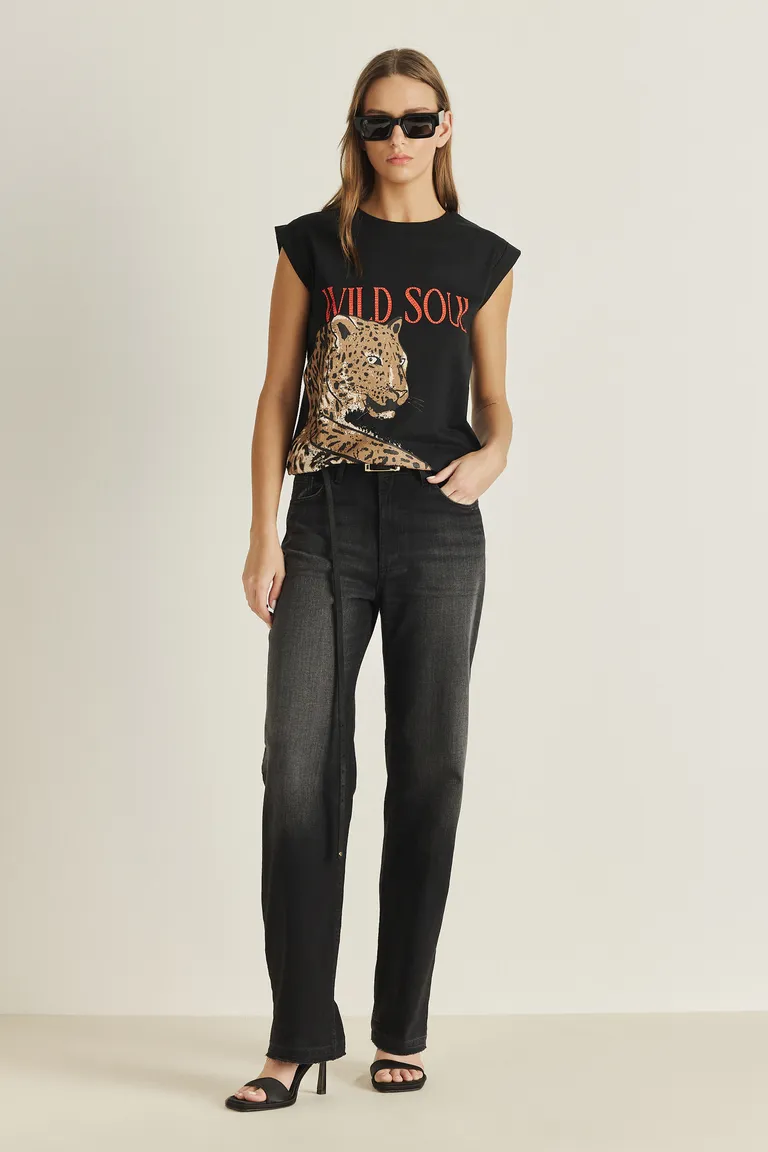 Remera sin mangas con estampa de leopardo y detalles de strass en diseño wild soul de Tucci en Remeras para argentina