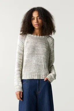 Sweater lazos espalda de Pull&Bear en Buzos y Sweaters para argentina
