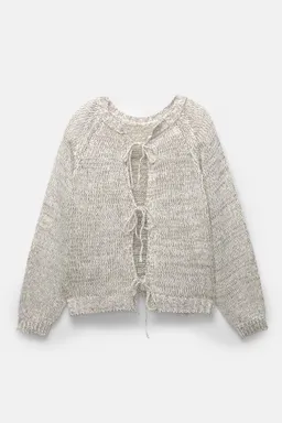 Sweater lazos espalda de Pull&Bear en Buzos y Sweaters para argentina
