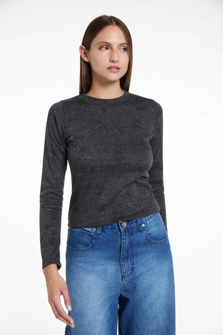 Sweater femenino de manga larga con diseño jacquard calado y cuello redondo de Justaosadia en Buzos y Sweaters para argentina