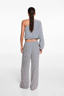 Blusa asimétrica estampada de Mango Teen en Blusas para argentina