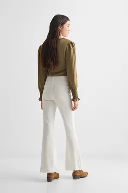Jeans flare bolsillos de Mango Teen en Pantalones para argentina