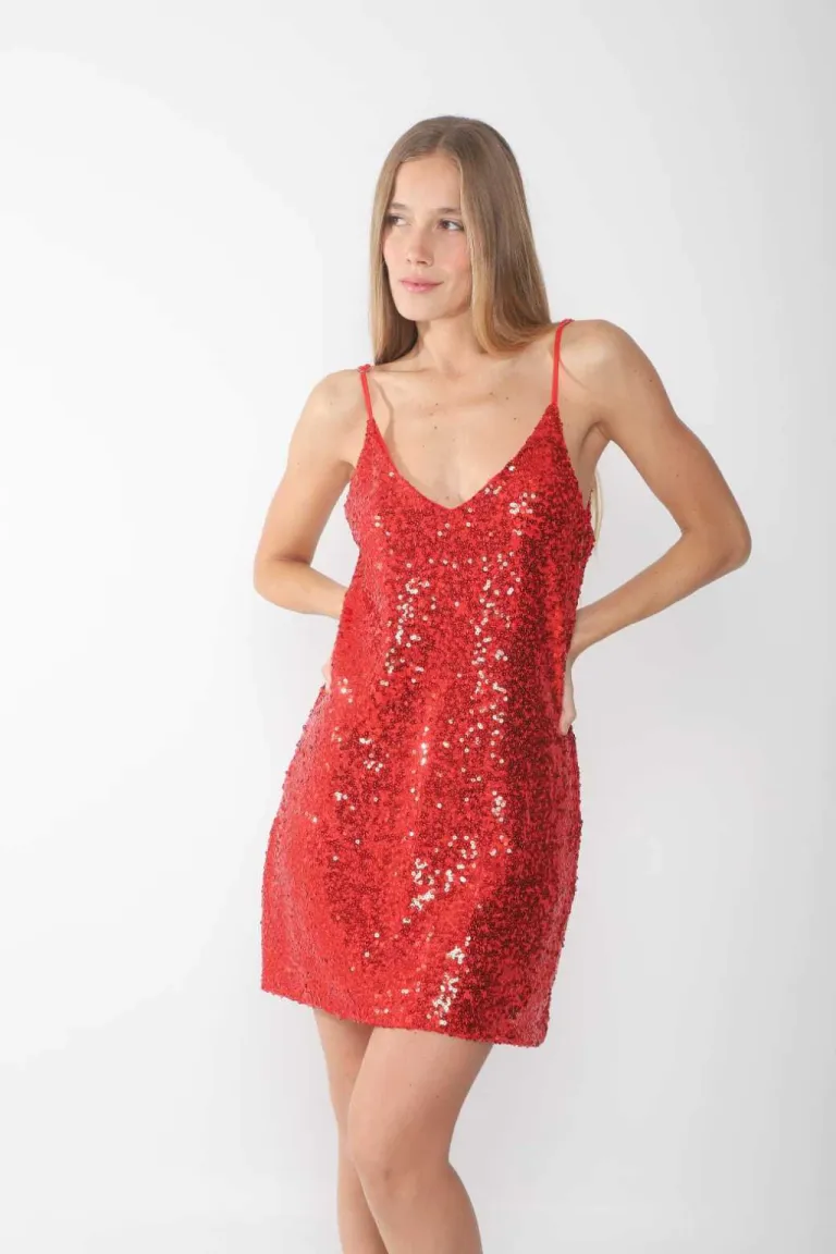 Vestido rojo de lentejuelas con espalda escotada y tirantes regulables de Belle en Vestidos para argentina