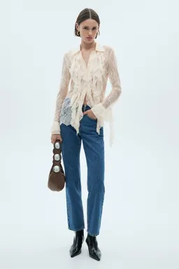 Camisa guipur con volantes de Mango en Camisas para argentina