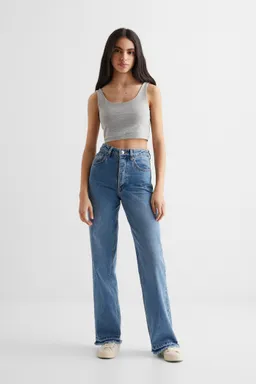 Musculosa básica con tirantes de Mango Teen en Tops para argentina