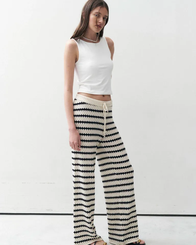 Top sin mangas de corte recto y cuello redondo de Sky en Tops para argentina