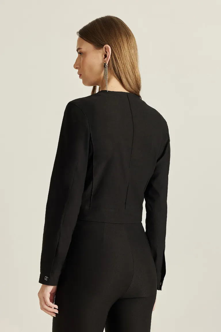 Chaqueta de diseño moderno y sofisticado para mujeres de Tucci en Chaquetas para argentina