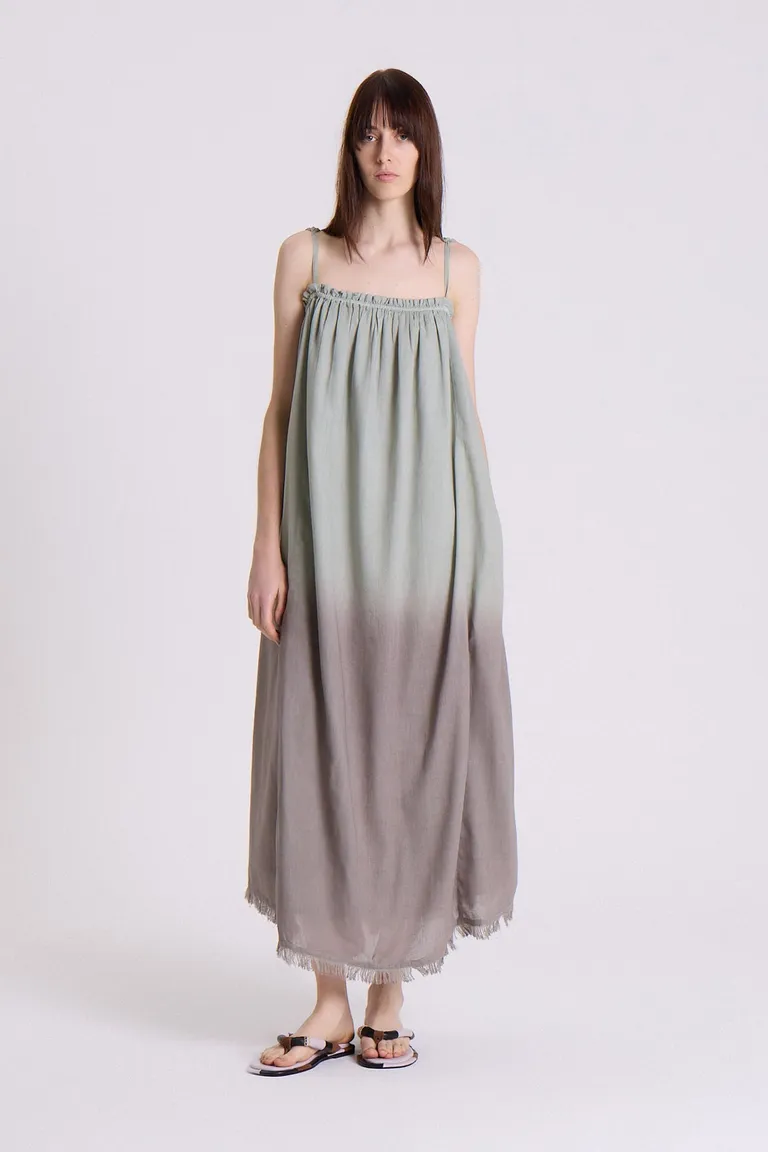 Vestido gris de corte amplio y bretelero para mujer de Maria Cher en Vestidos para argentina
