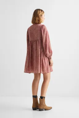 Vestido fluido estampado de Mango Teen en Vestidos para argentina