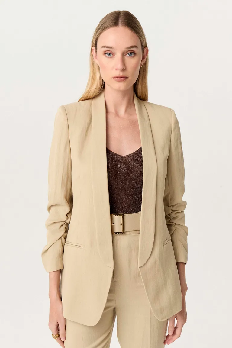 Blazer largo de tencel wash de silueta relajada y mangas 3/4 con frunce de Markova en Blazers para argentina