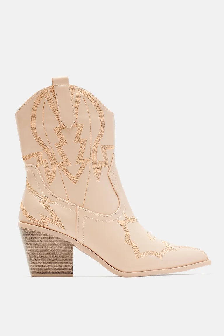Botines cowboy you and me de Fashion Nova en Botas y Botinetas para argentina
