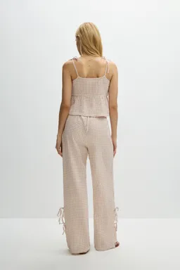 Pantalón textura cuadro vichy de Lefties en Pantalones para argentina