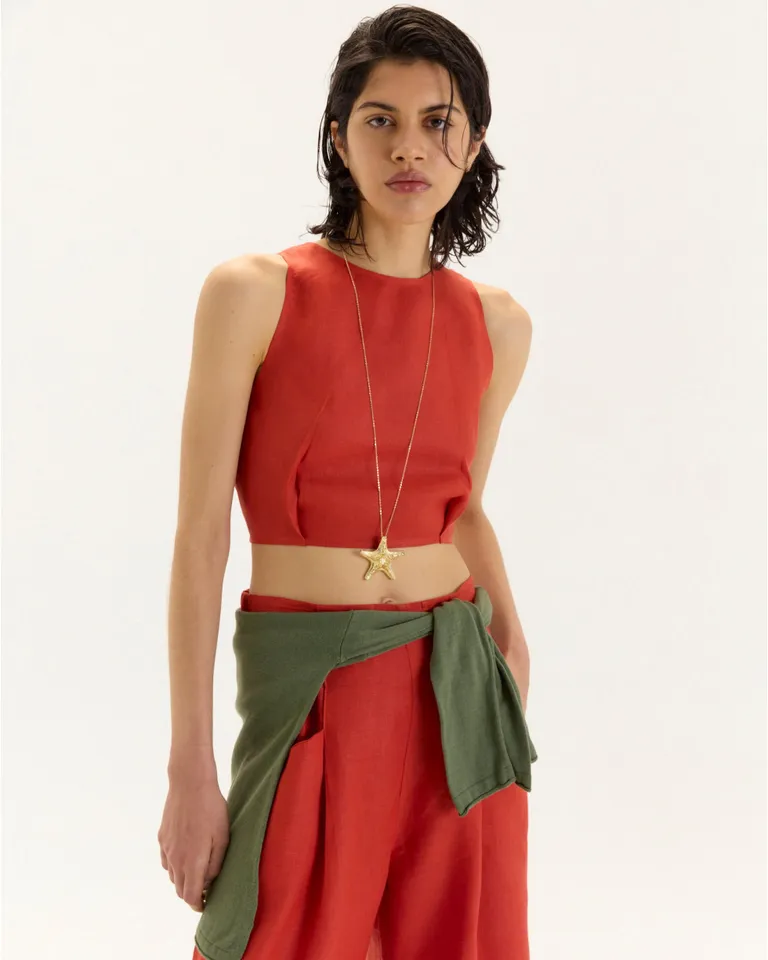 Top corto rojo con espalda abierta y ajuste en la cintura de Blue Sheep en Tops para argentina