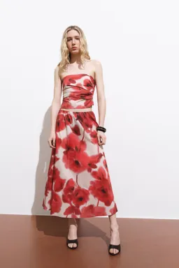 Falda midi floral de Mango en Faldas para argentina