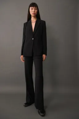 Pantalón traje wideleg de Mango en Pantalones para argentina