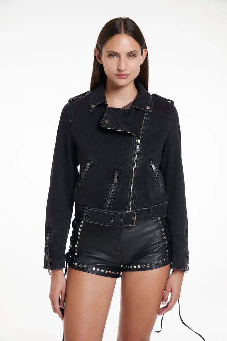 Campera biker de mujer con cierres metálicos y cinturón ajustable de Justaosadia en Chaquetas para argentina