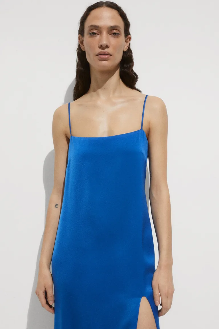 Vestido satinado con abertura de Mango en Vestidos para argentina
