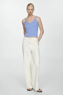Top punto escote pico de Mango en Tops para argentina