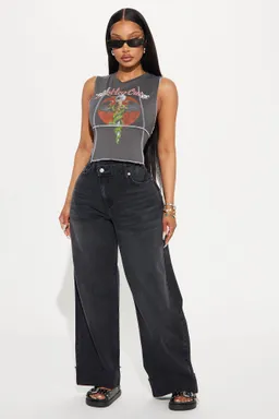 Musculosa lavada motley crue de Fashion Nova en Remeras para argentina