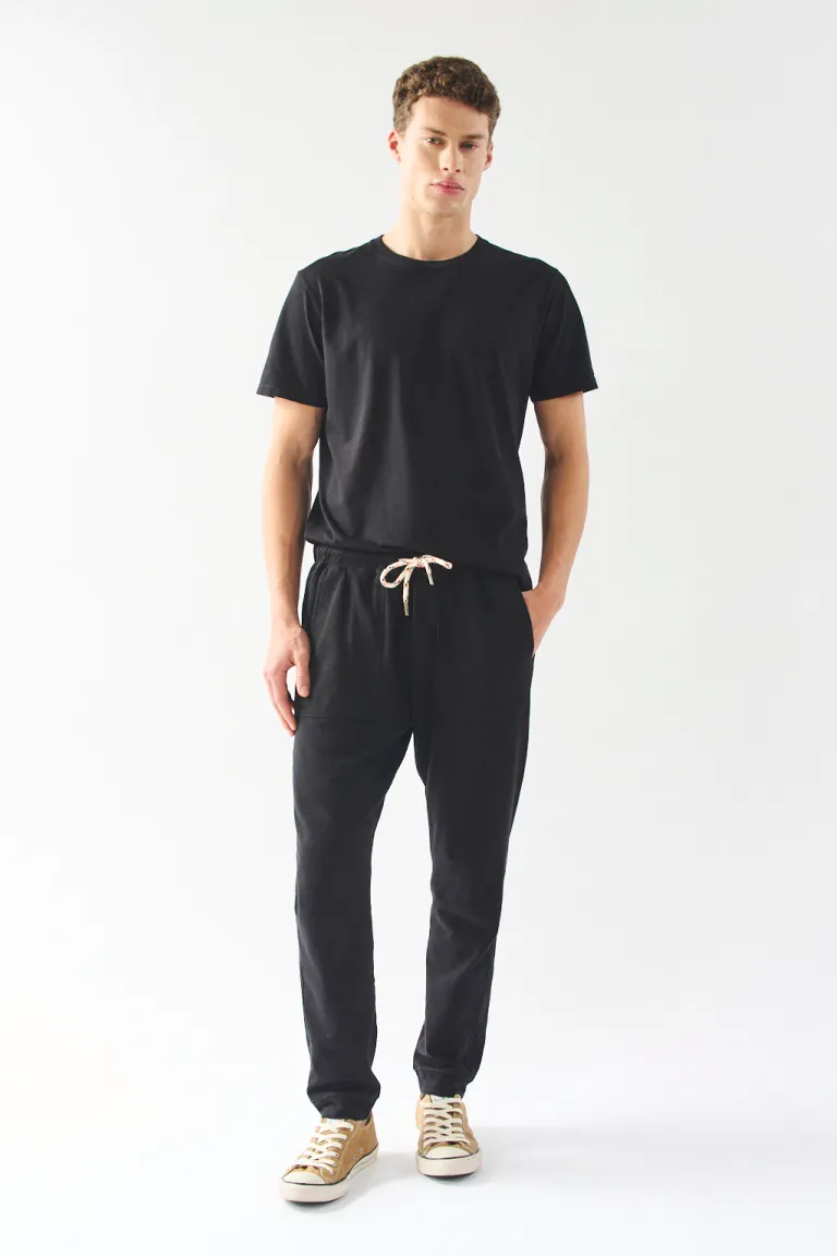 Pantalones deportivos hombre de corte recto y cintura ajustable de Bensimon en Pantalones para argentina