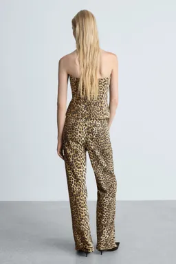 Top corsetero leopardo de Mango en Tops para argentina