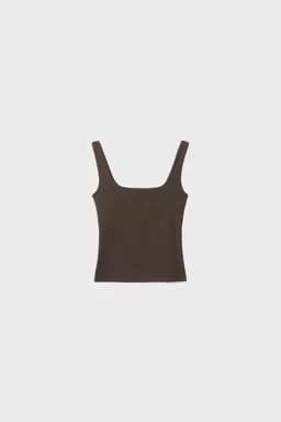 Camiseta de tirantes escote cuadrado de Stradivarius en Tops para argentina