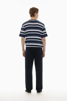 Pantalón chino corte relajado de Lefties en Pantalones para argentina