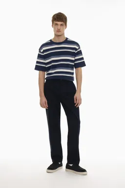 Pantalón chino corte relajado de Lefties en Pantalones para argentina