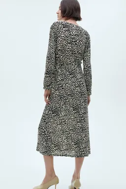 Vestido largo estampado leopardo de Mango en Vestidos para argentina