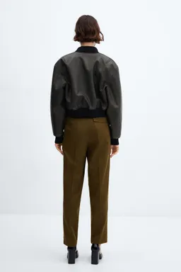 Pantalón pinzas tiro alto de Mango en Pantalones para argentina