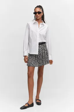 Minifalda estampada fruncida de Mango en Faldas para argentina