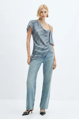 Blusa asimétrica satinada cuadros de Mango en Blusas para argentina