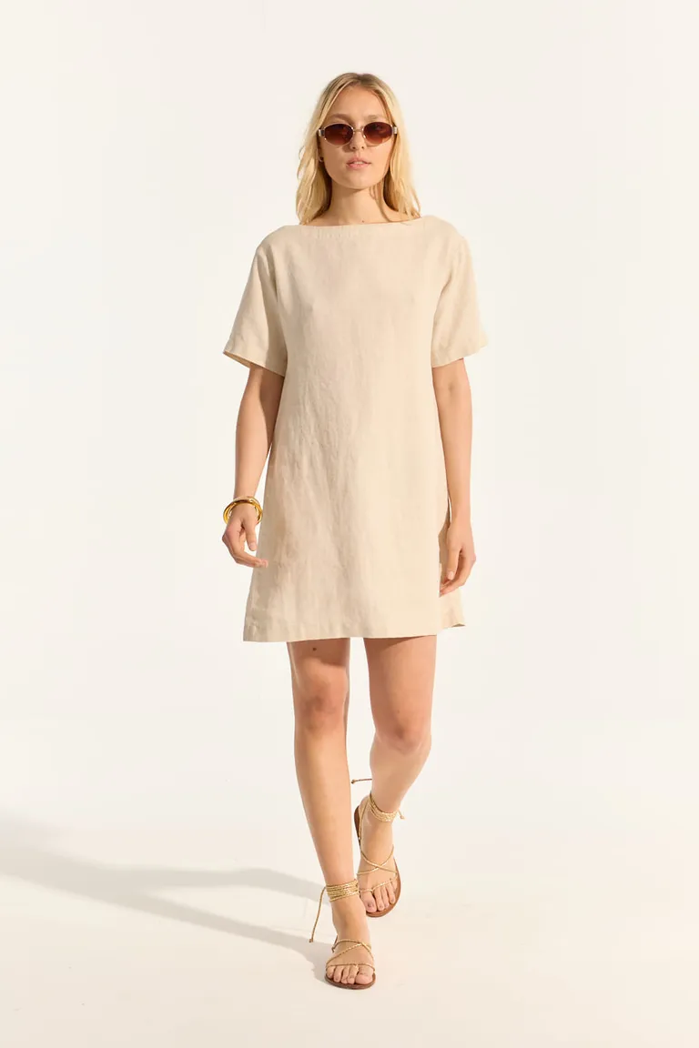Vestido de lino de corte recto y escote a la base con mangas cortas de Portsaid en Vestidos para argentina