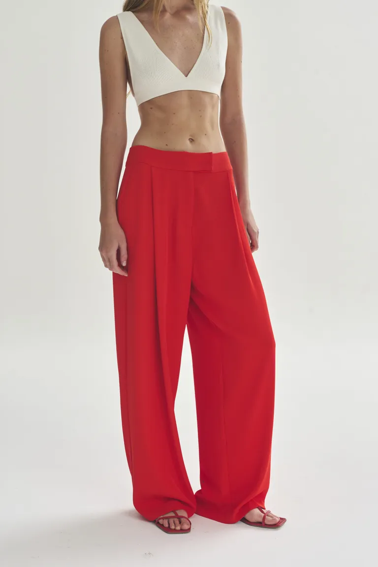 Pantalón rojo de diseño elegante y versátil para mujer de Akiabara en Pantalones para argentina