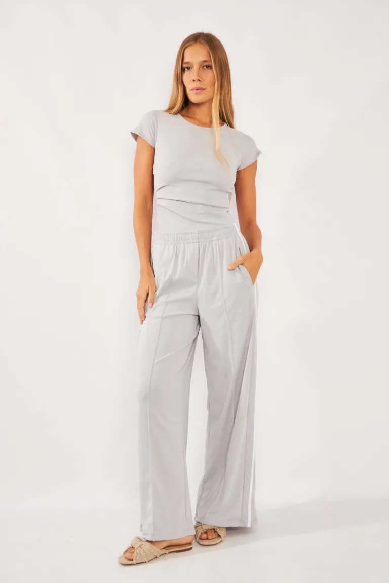 Pantalón jogger de corte amplio en micro morley con detalles de cordón y bolsillos de Belle en Pantalones para argentina