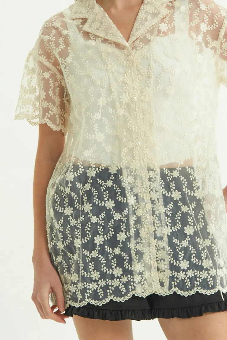 Camisa oversize con detalles bordados y cuello con solapa de Las Pepas en Camisas para argentina