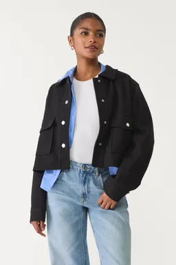 Campera corta suave de Stradivarius en Chaquetas para argentina
