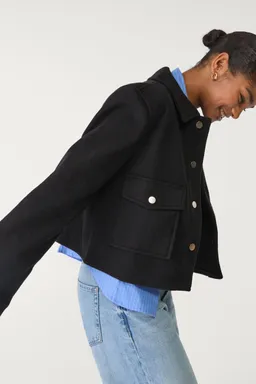 Campera corta suave de Stradivarius en Chaquetas para argentina