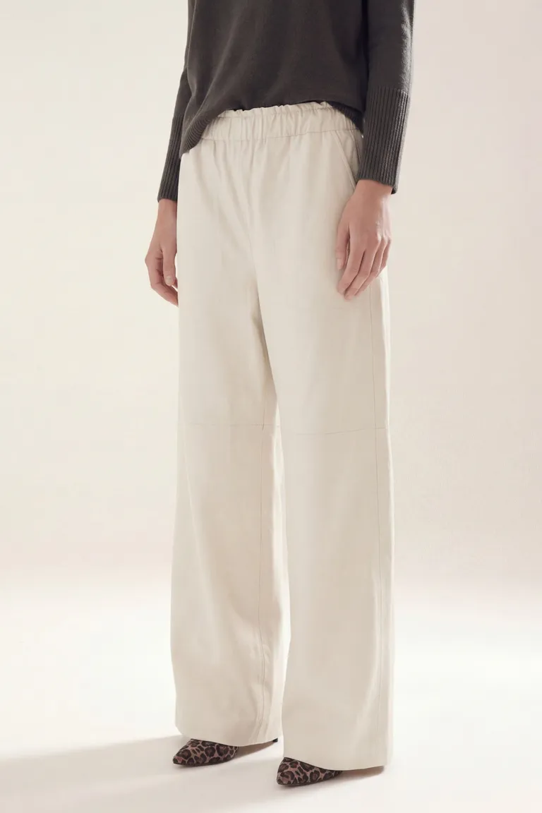 Pantalón de corte amplio y tiro alto con cintura elástica y diseño holgado de Akiabara en Pantalones para argentina