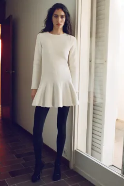 Vestido corto punto tableado de Mango en Vestidos para argentina