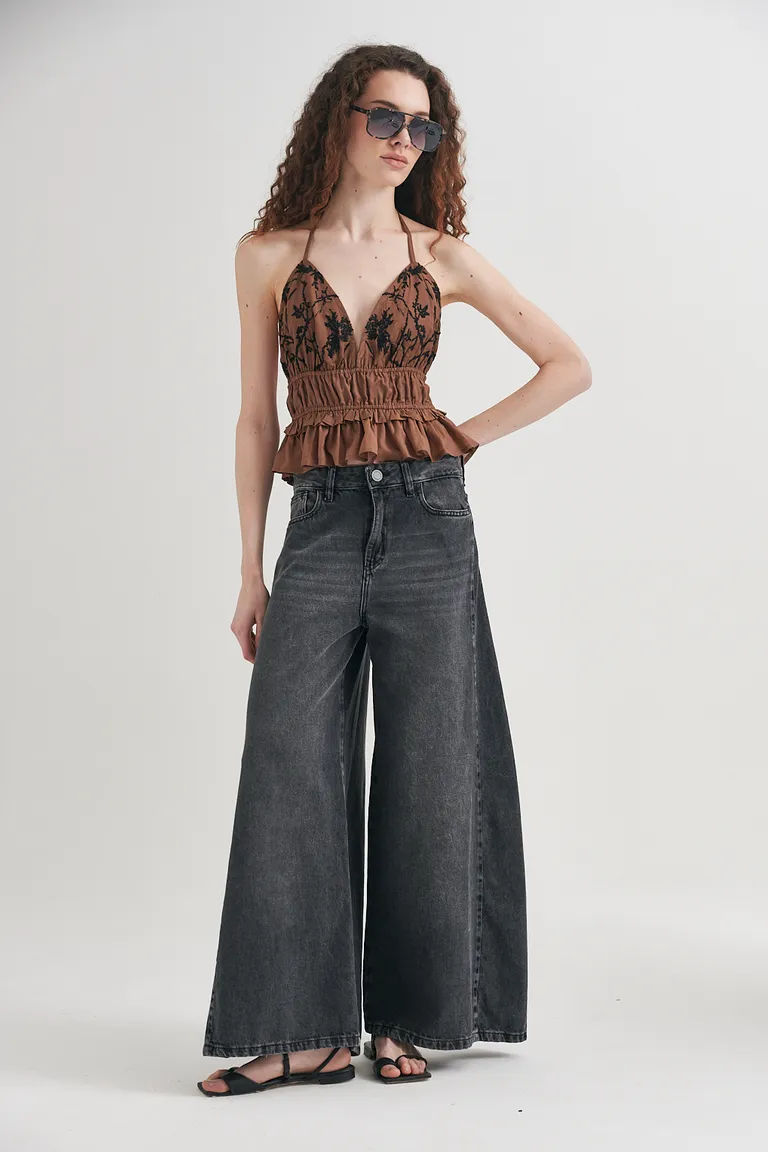 Pantalones de pierna ancha en denim negro con tiro alto y lavado gastado de Sweet en Pantalones para argentina