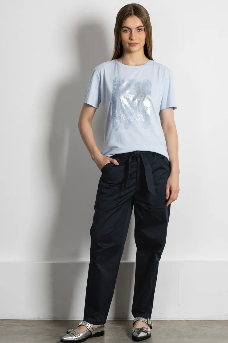 Remera de algodón blanca con estampa llamativa para mujer de Kill en Remeras para argentina