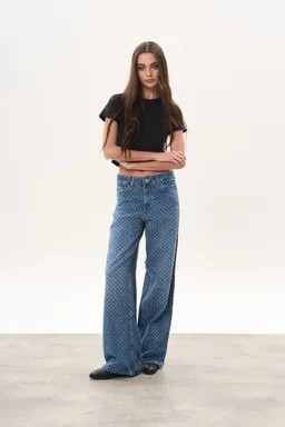 Jean denim royce ancho de Magda en Pantalones para argentina